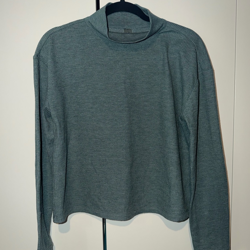 Lou & Grey Slate Mock Neck Long Sleeve Top